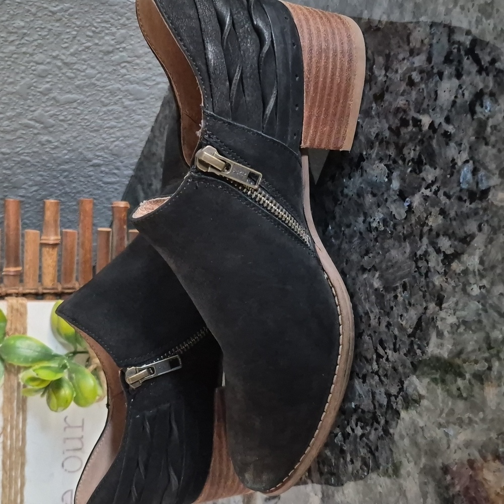 Seychelles "Amused" Black Leather Ankle Booties Size 6.5 - Picture 6 of 9